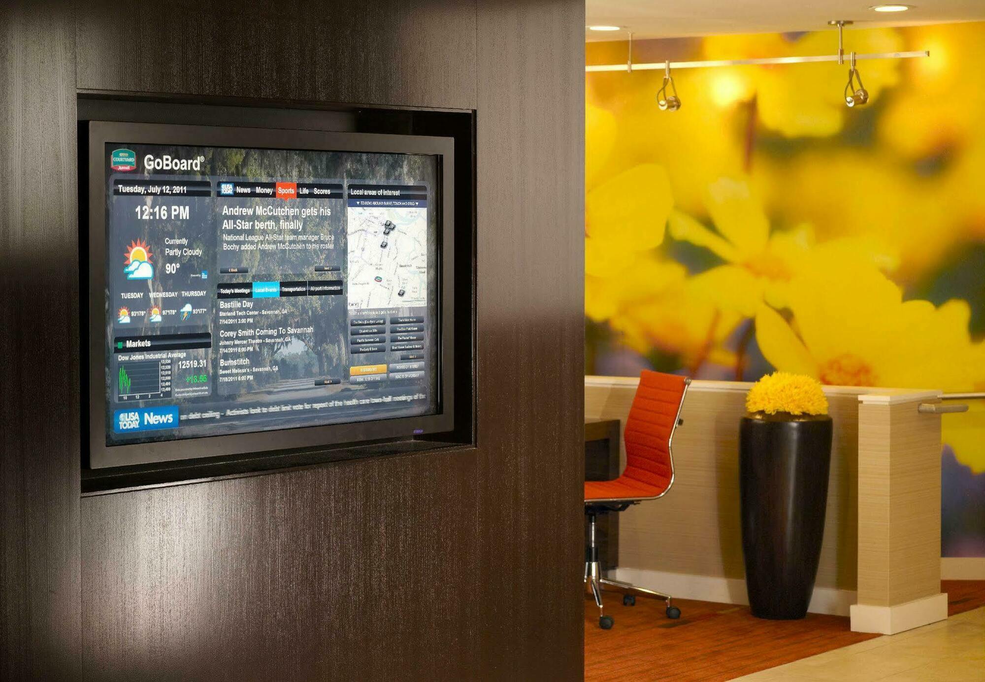 Courtyard By Marriott Savannah Midtown Bagian luar foto
